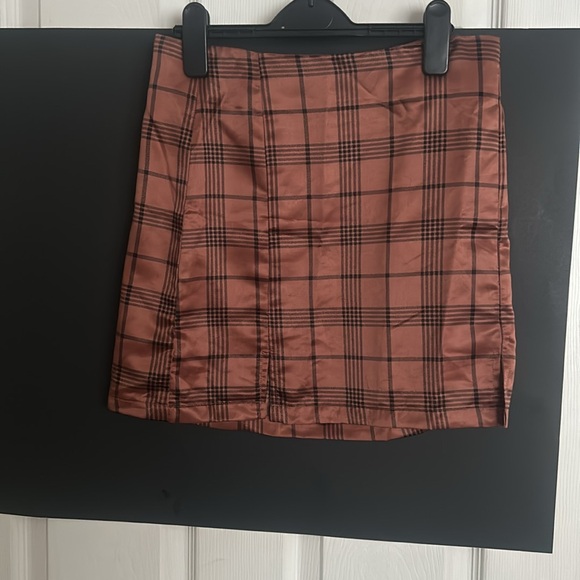 Pacsun patterned 2 piece set (skirt and top) - Picture 2 of 5